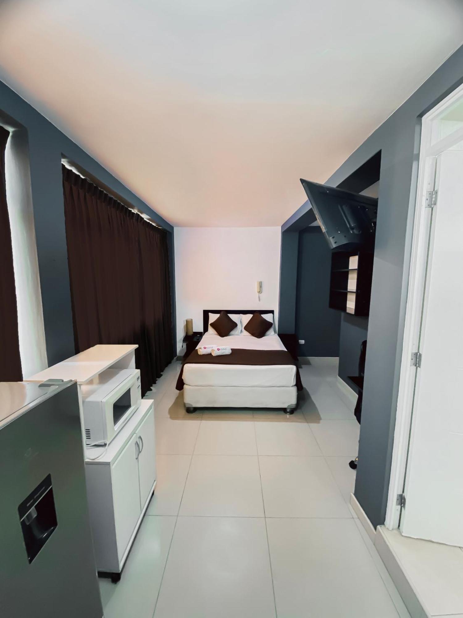 Escala Business Hotel Chiclayo Exterior photo